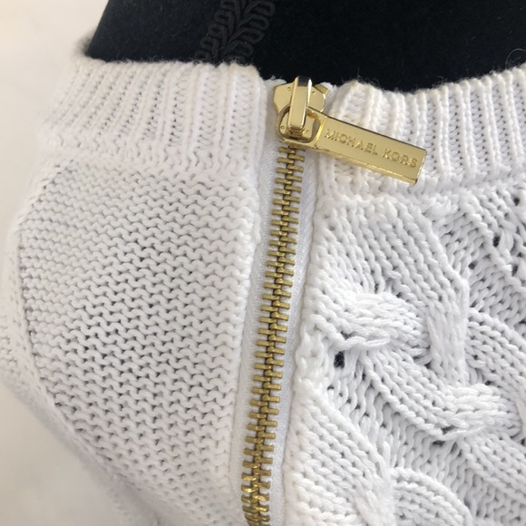 Michael Kors white cable knit, long sleeve, crew neck sweater. Women’s size XL - Picture 2 of 5